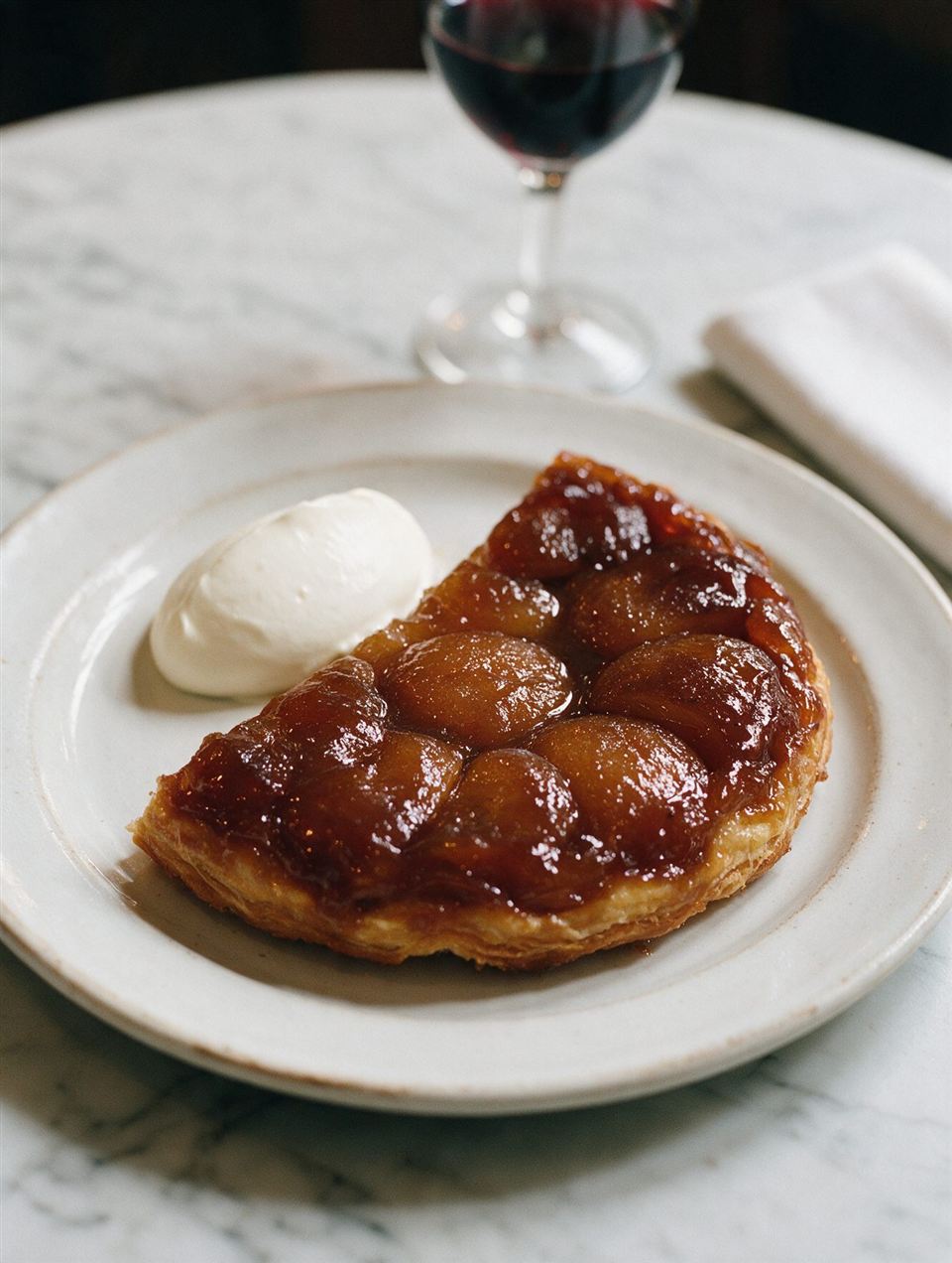 Tarte Tatin et crème fraîche